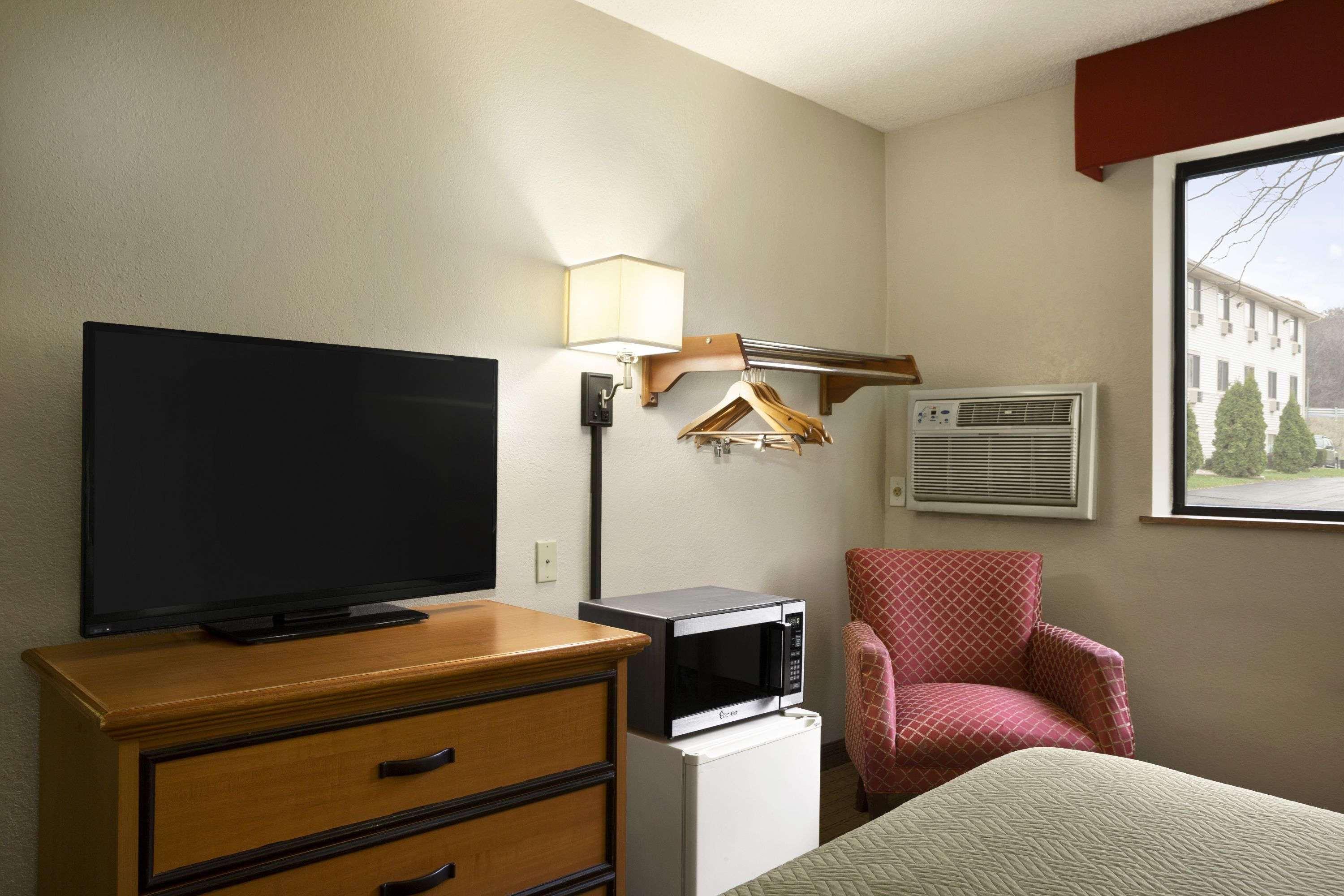 Travelodge By Wyndham Hotel 2*